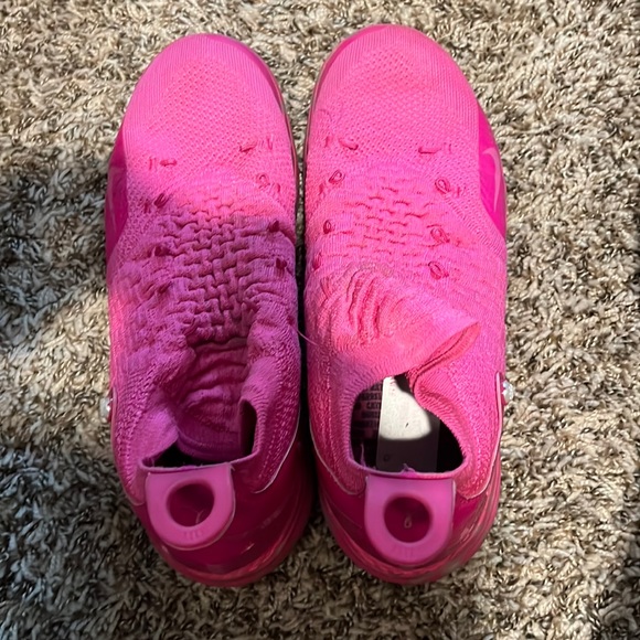 COPY - Prolly do best Hoopin shoes I ever worn - Picture 1 of 3